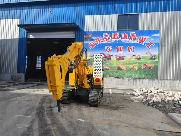 履帶破碎錘生產(chǎn)廠家