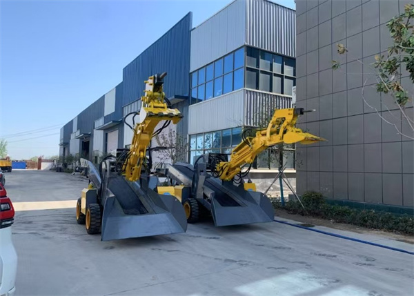 輪式皮帶挖掘式裝載機