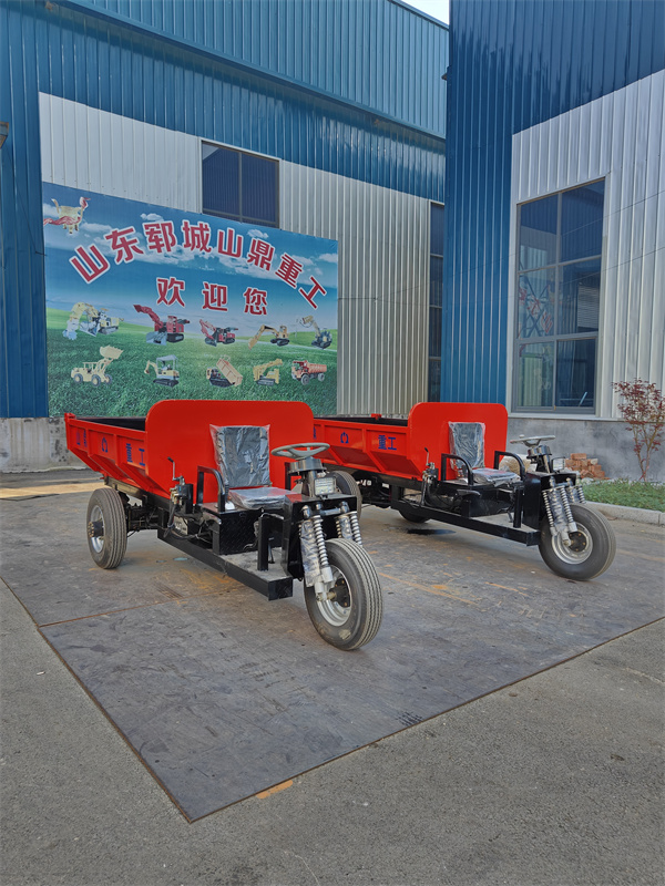 煤礦用電動(dòng)三輪車