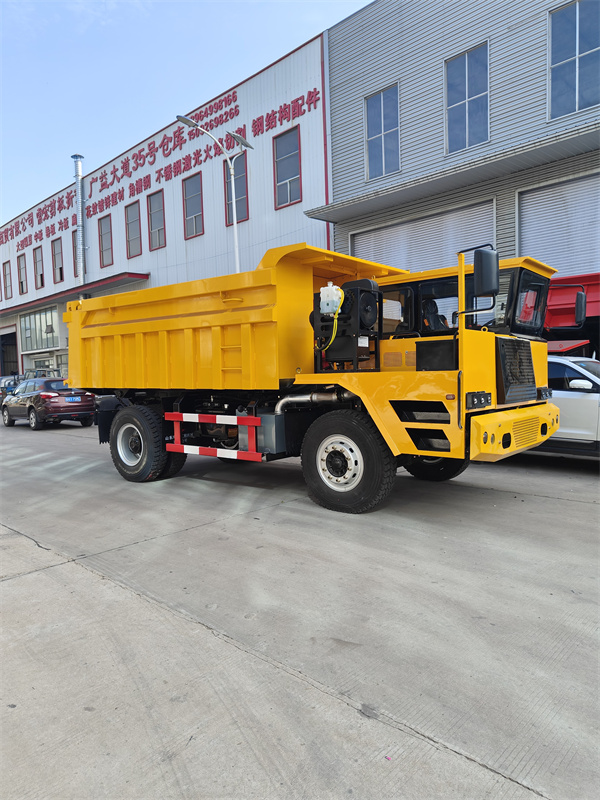 四不像運(yùn)輸車價(jià)格